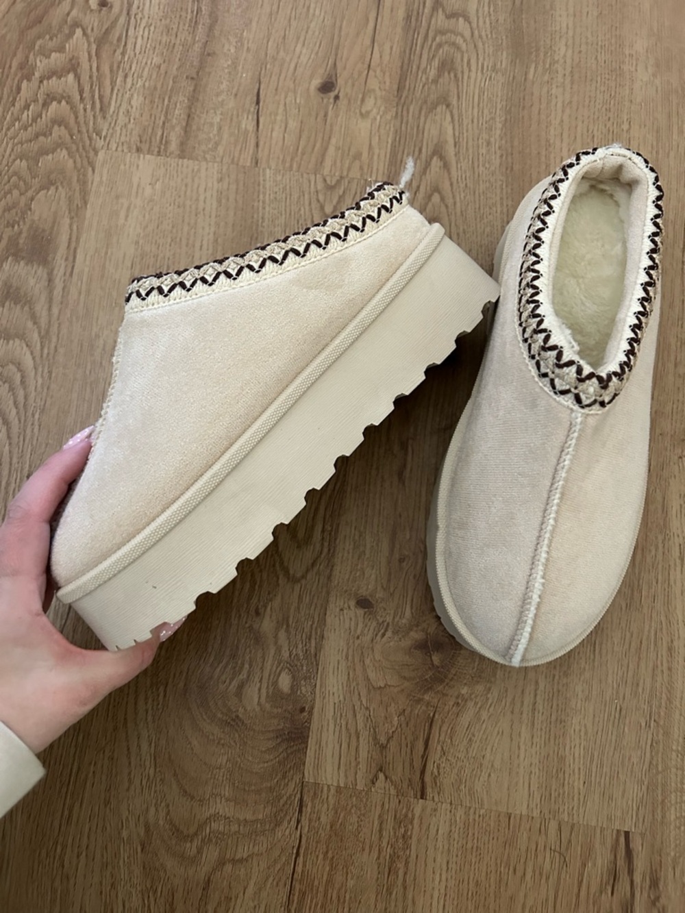 Women's Cream Suede Platform Shearling Slip-On Mules